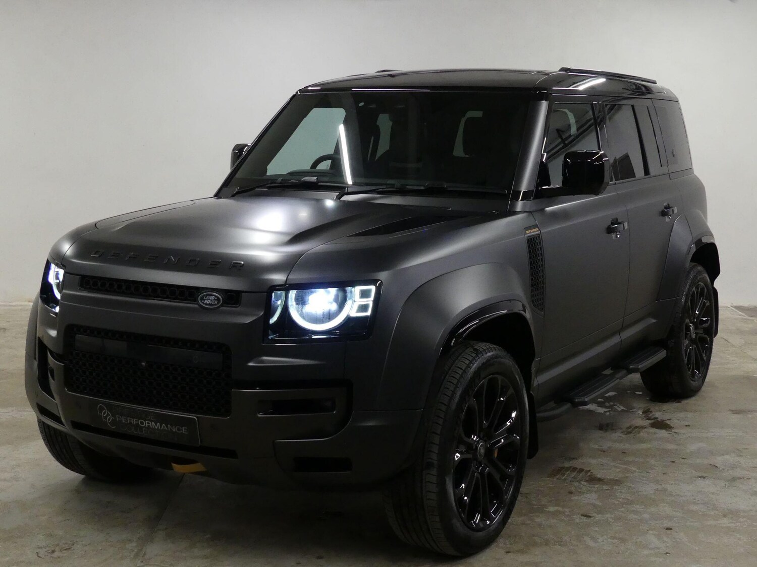 Used Land Rover Defender 110 for sale - 77908503: Photo 9