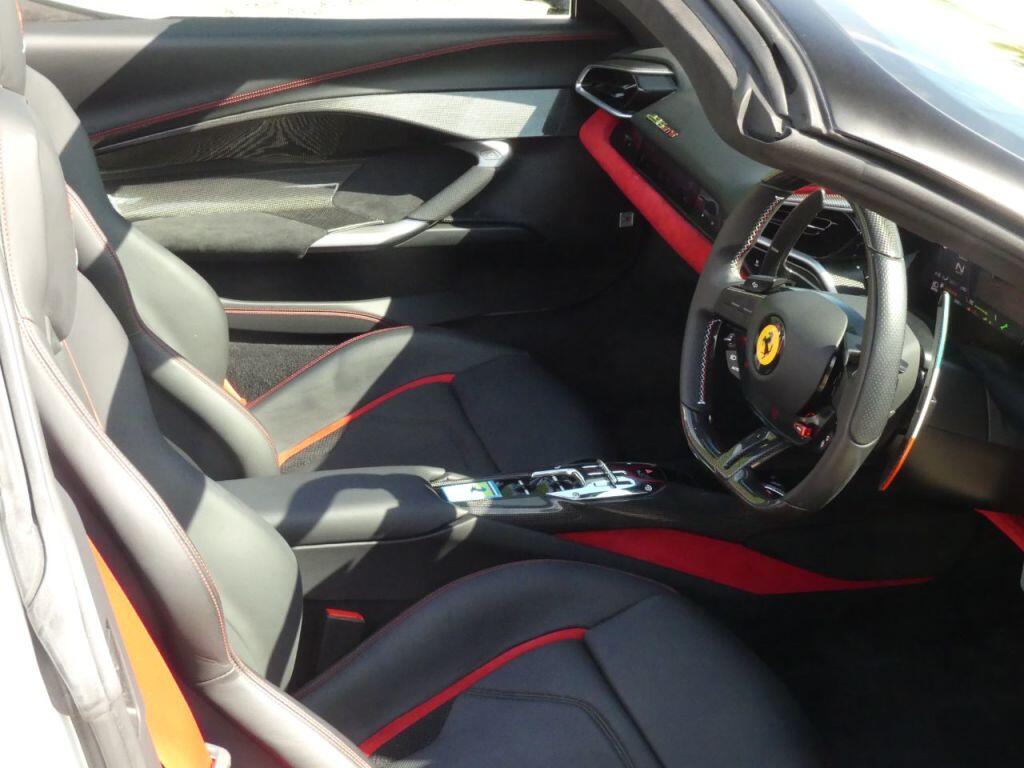 Used Ferrari 296 GTS 2024 for sale - 76762810: Photo 2