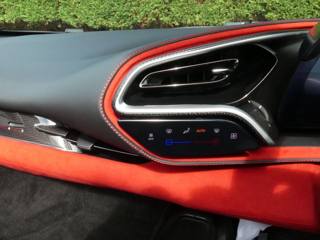 Used Ferrari 296 GTS 2024 for sale - 76762810: Photo 35