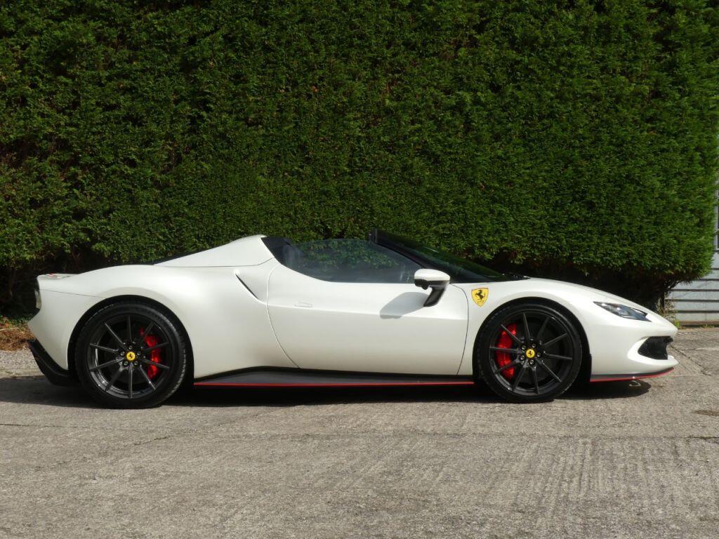 Used Ferrari 296 GTS 2024 for sale - 76762810: Photo 8