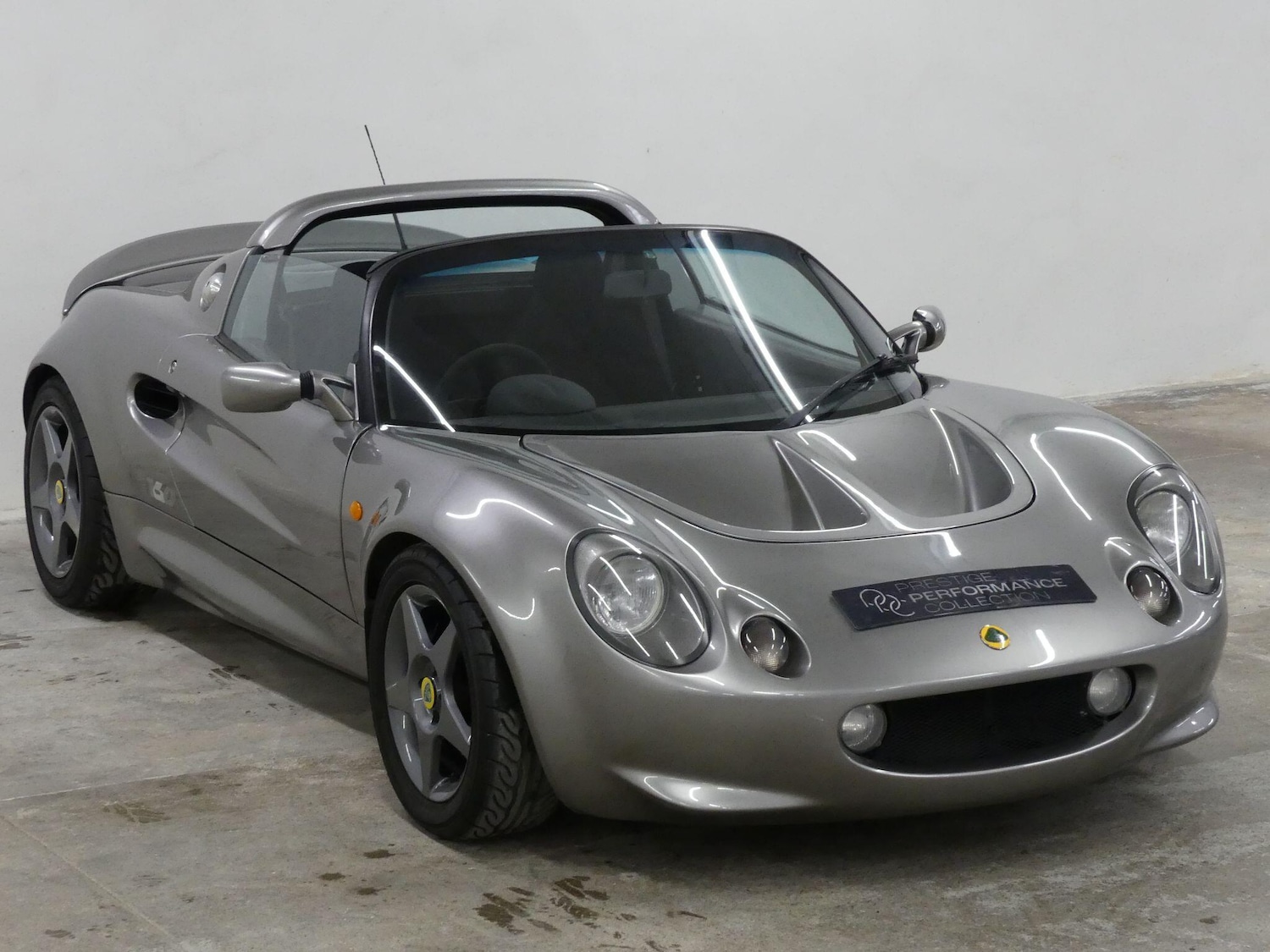Used Lotus Elise 2000 for sale - 77377477: Photo 2