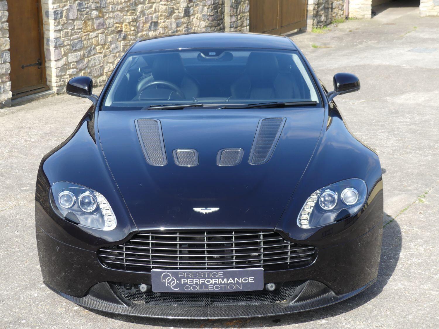 Used Aston Martin Vantage 2013 for sale - 76762809: Photo 15