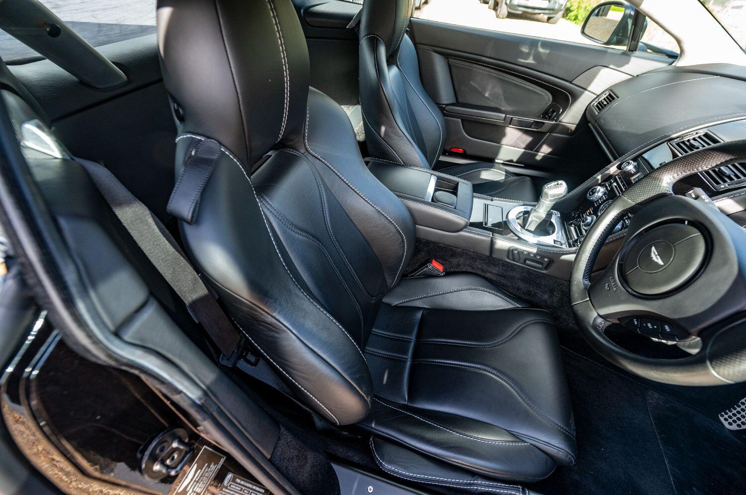 Used Aston Martin Vantage 2013 for sale - 76762809: Photo 2