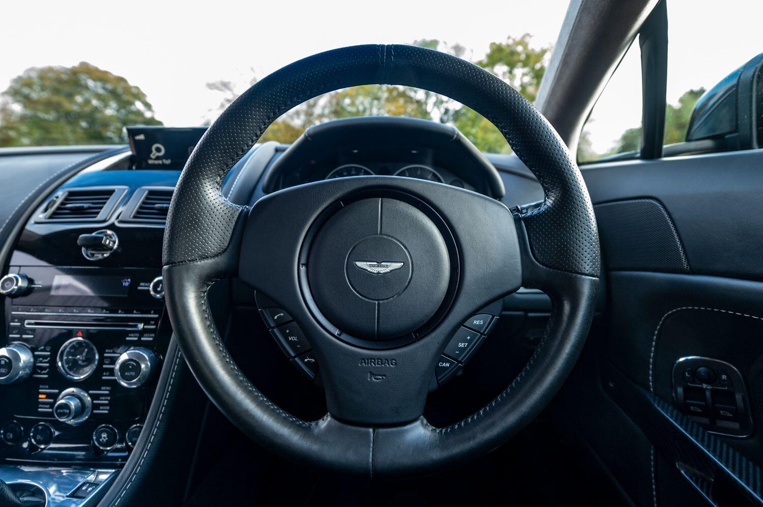 Used Aston Martin Vantage 2013 for sale - 76762809: Photo 22