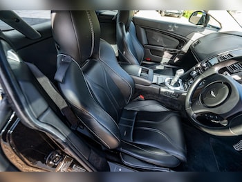 Used Aston Martin Vantage 2013 for sale - 76762809: Photo