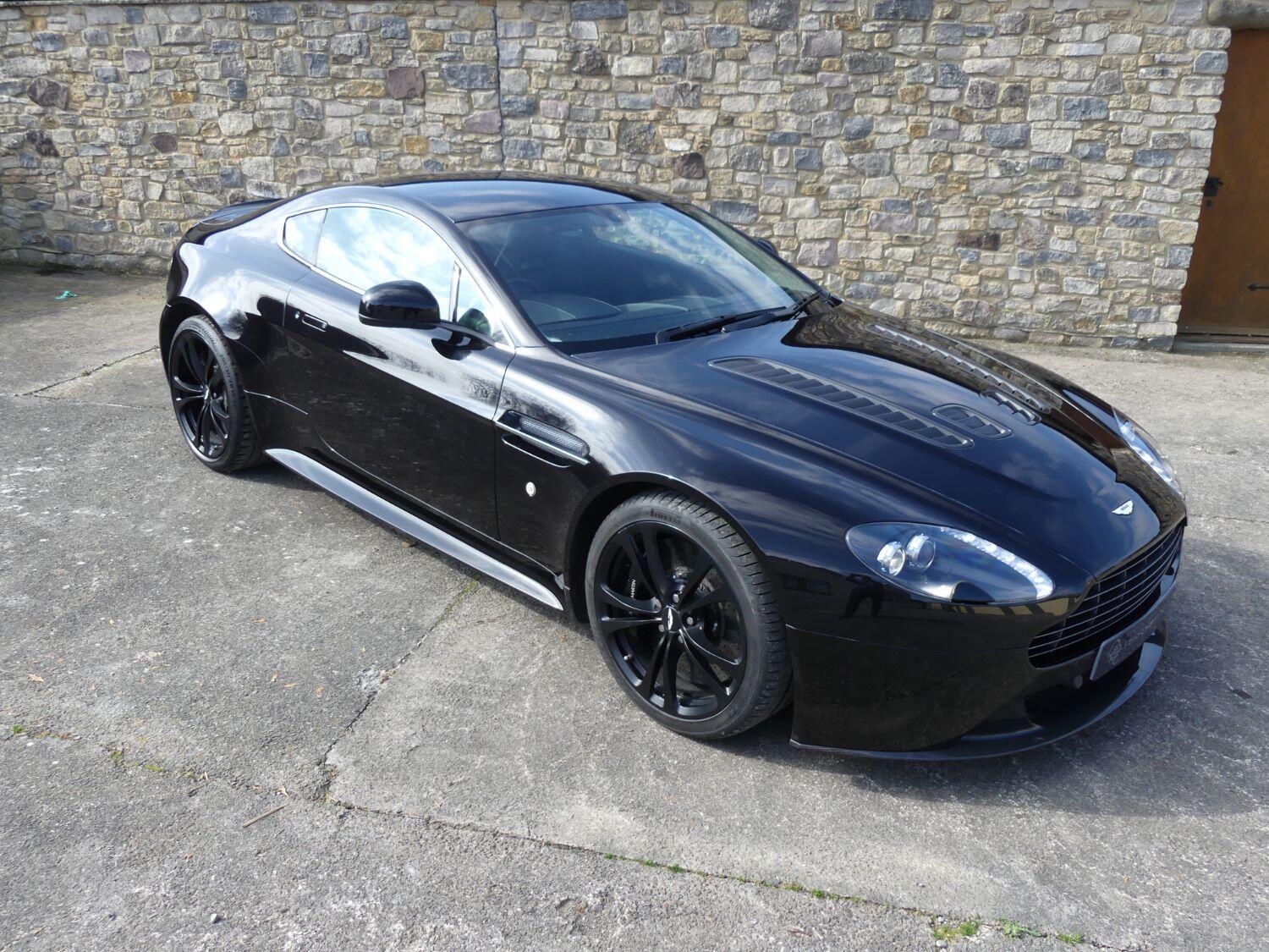 Used Aston Martin Vantage 2013 for sale - 76762809: Photo 3