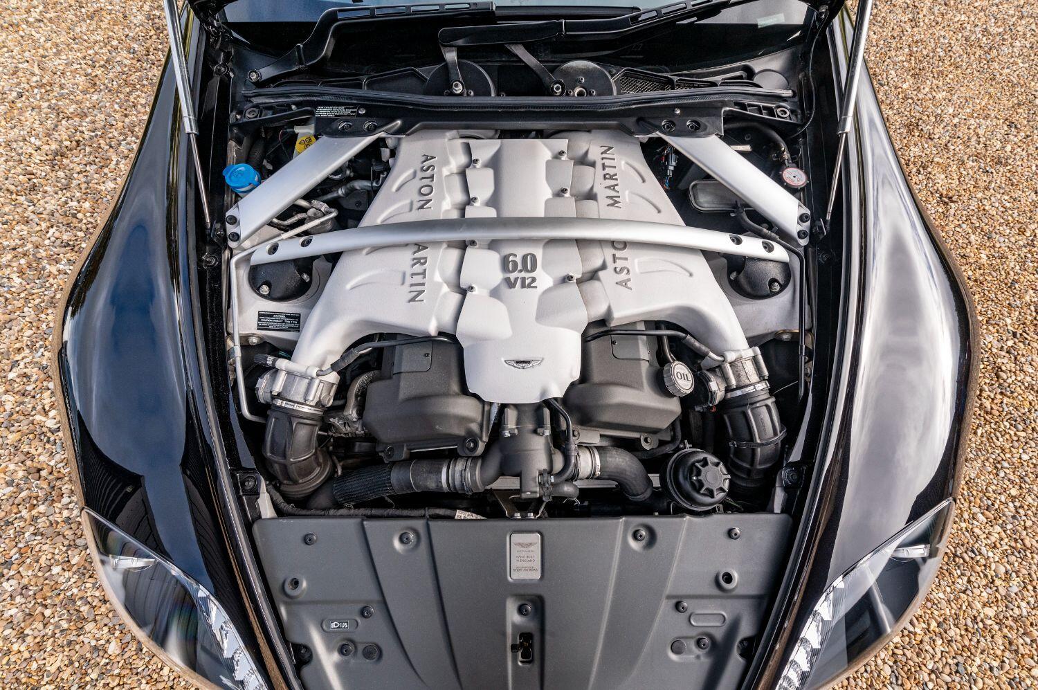 Used Aston Martin Vantage 2013 for sale - 76762809: Photo 49