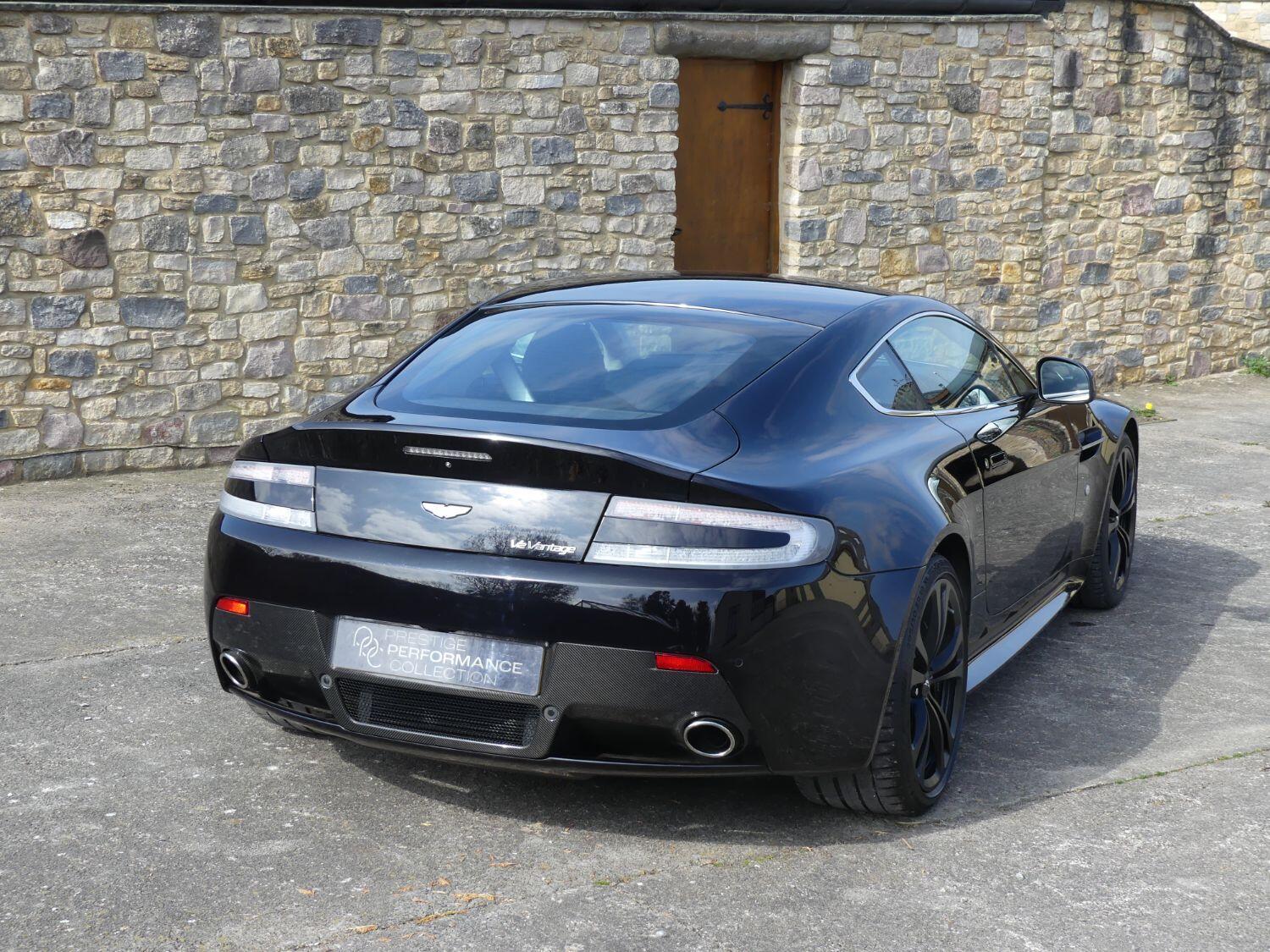 Used Aston Martin Vantage 2013 for sale - 76762809: Photo 6