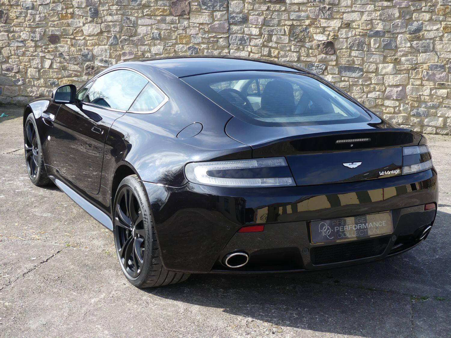 Used Aston Martin Vantage 2013 for sale - 76762809: Photo 8
