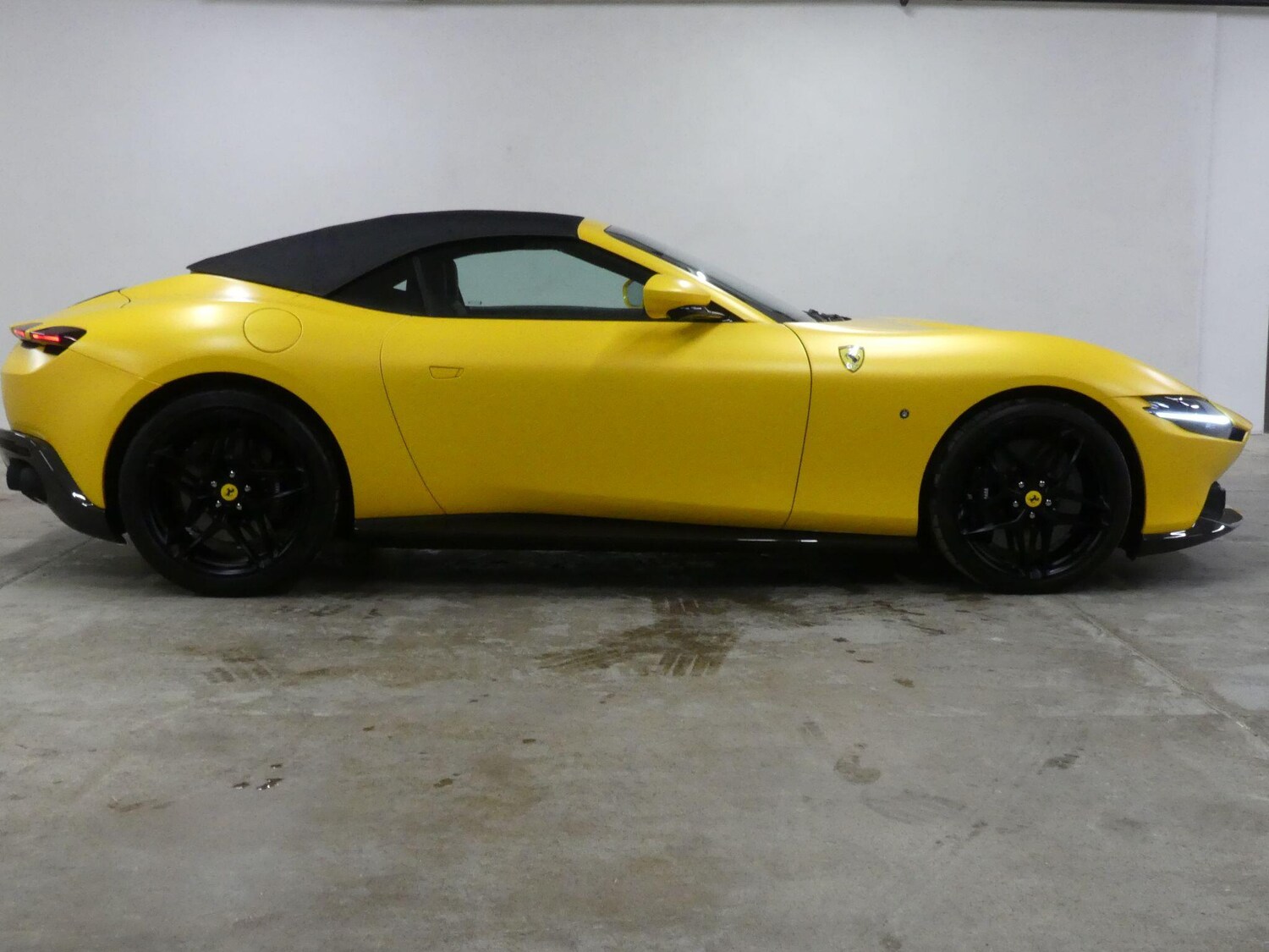 Used Ferrari Roma 2024 for sale - 77853674: Photo 8