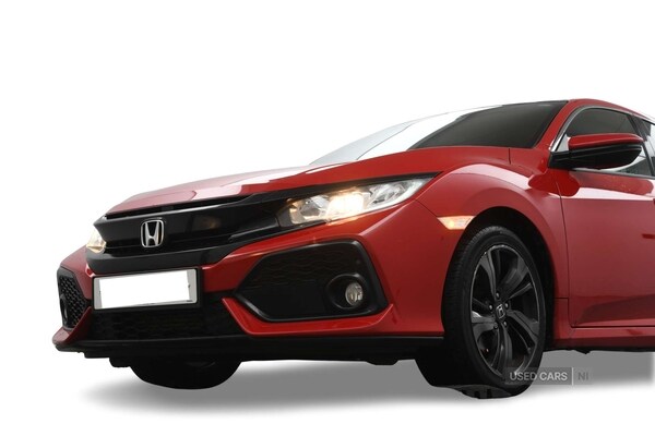 Used Honda Civic 2017 for sale - 76522937: Photo 3