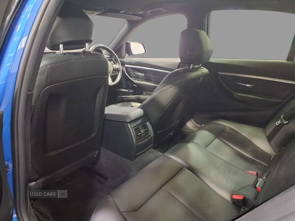 Used BMW 3 Series 2018 for sale - 76248279: Photo 24