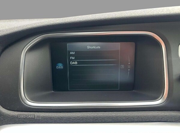 Used Volvo V40 2017 for sale - 76372146: Photo 14