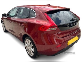 Used Volvo V40 2017 for sale - 76372146: Photo