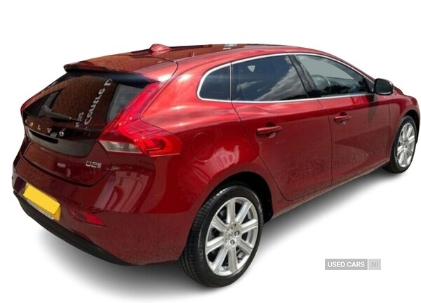 Used Volvo V40 2017 for sale - 76372146: Photo 5