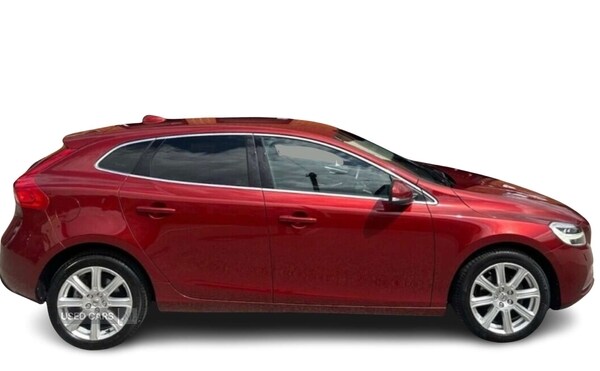 Used Volvo V40 2017 for sale - 76372146: Photo 6