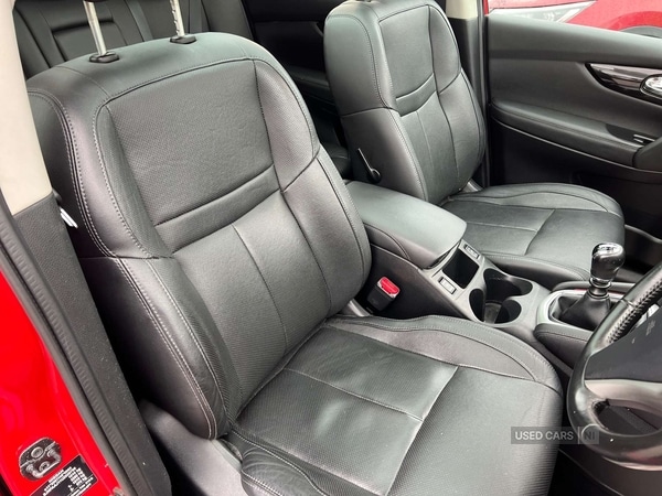 Used Nissan Qashqai 2017 for sale - 76850715: Photo 18