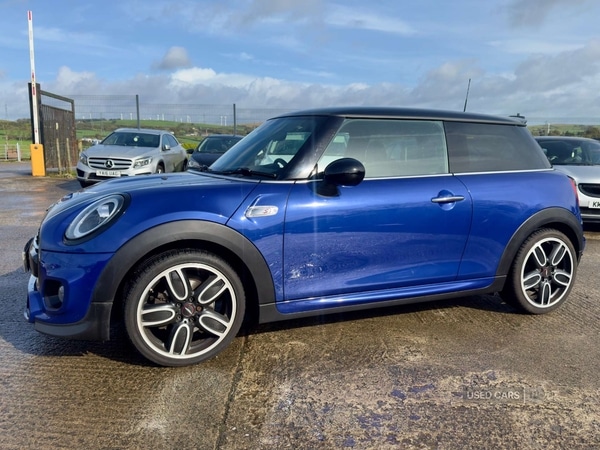 Used MINI Hatch 2018 for sale - 76850810: Photo 4