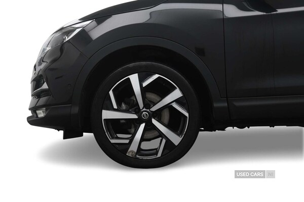 Used Nissan Qashqai 2018 for sale - 76389475: Photo 2