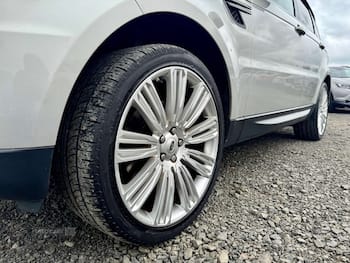 Used Land Rover Range Rover Sport 2014 for sale - 79609987: Photo