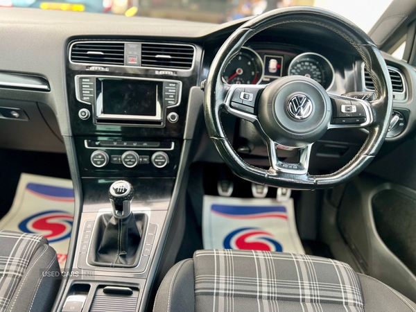 Used Volkswagen Golf 2014 for sale - 76850800: Photo 24