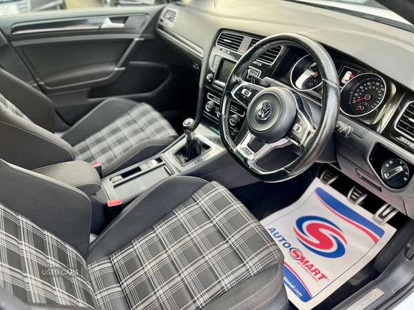 Used Volkswagen Golf 2014 for sale - 76850800: Photo 27