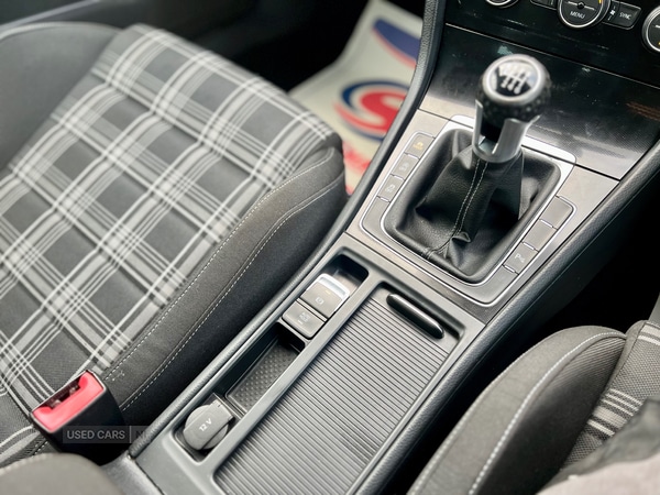 Used Volkswagen Golf 2014 for sale - 76850800: Photo 37