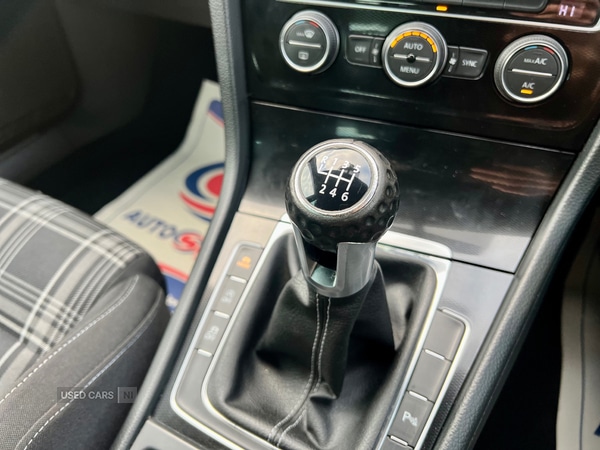 Used Volkswagen Golf 2014 for sale - 76850800: Photo 38