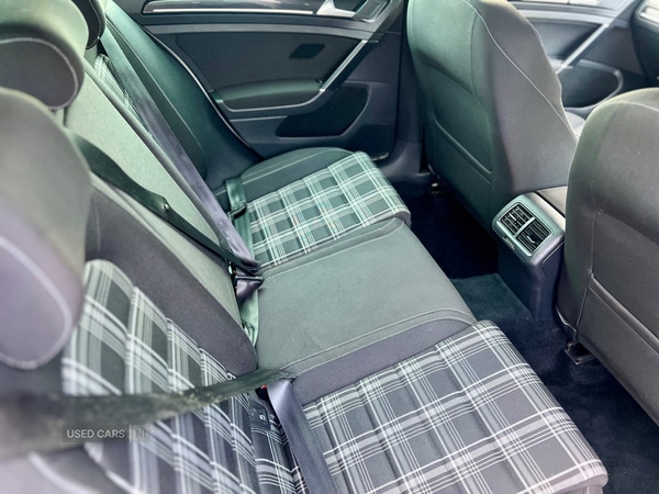 Used Volkswagen Golf 2014 for sale - 76850800: Photo 47