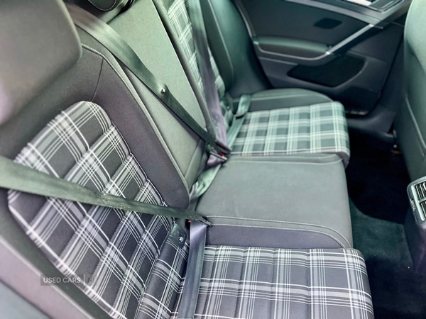 Used Volkswagen Golf 2014 for sale - 76850800: Photo 48