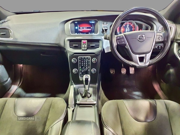 Used Volvo V40 2017 for sale - 78186037: Photo 11