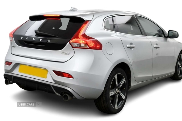 Used Volvo V40 2017 for sale - 78186037: Photo 6