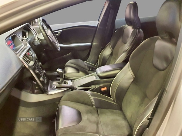 Used Volvo V40 2017 for sale - 78186037: Photo 8