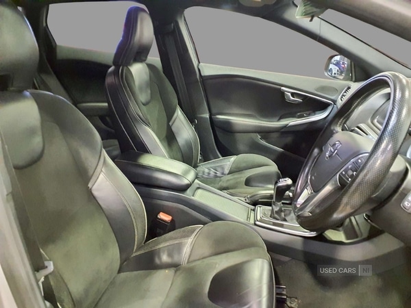 Used Volvo V40 2017 for sale - 78186037: Photo 9