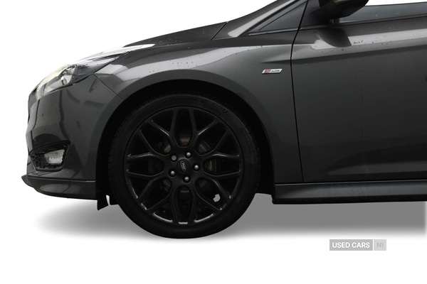 Used Ford Focus 2017 for sale - 77163769: Photo 2