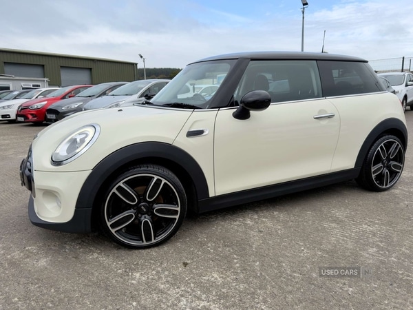Used MINI Hatch 2018 for sale - 76850803: Photo 4