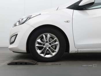 Used Hyundai i30 2015 for sale - 75450222: Photo