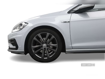 Used Volkswagen Golf 2018 for sale - 76659468: Photo