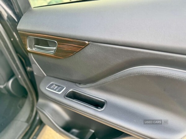 Used Jaguar F-Pace 2016 for sale - 77238936: Photo 48