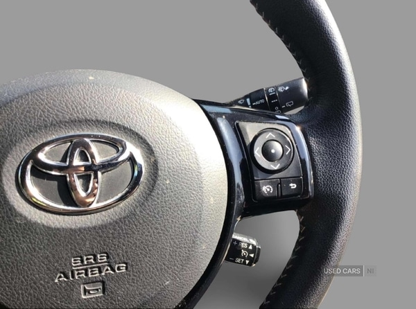 Used Toyota Yaris 2017 for sale - 76139231: Photo 11