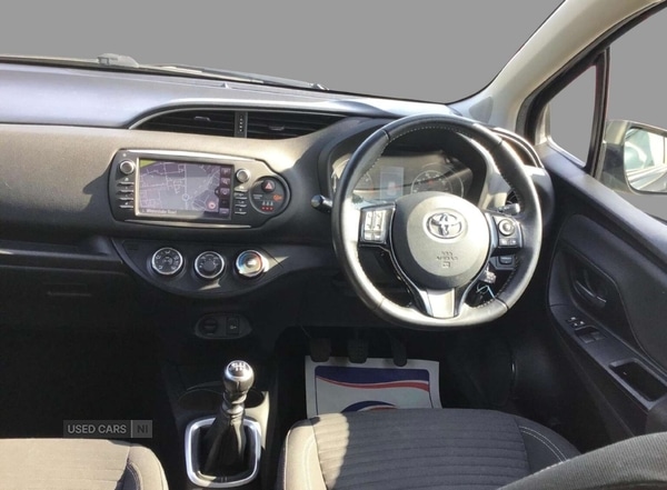 Used Toyota Yaris 2017 for sale - 76139231: Photo 12