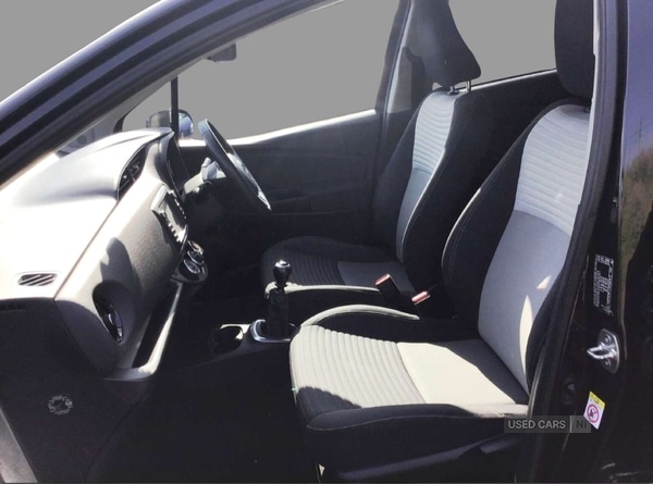 Used Toyota Yaris 2017 for sale - 76139231: Photo 13