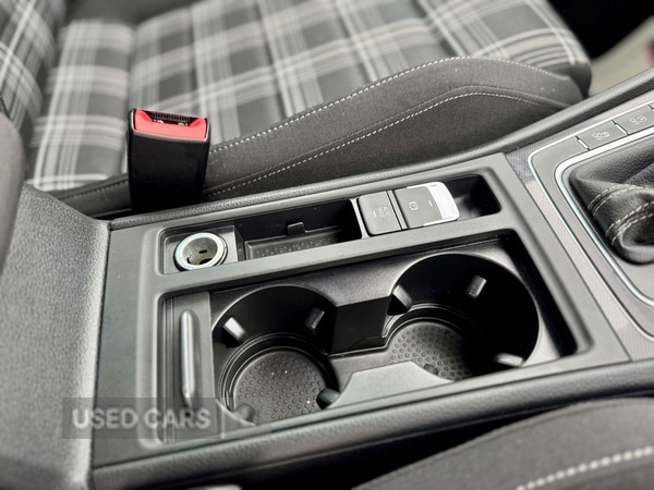 Used Volkswagen Golf 2016 for sale - 77456891: Photo 33