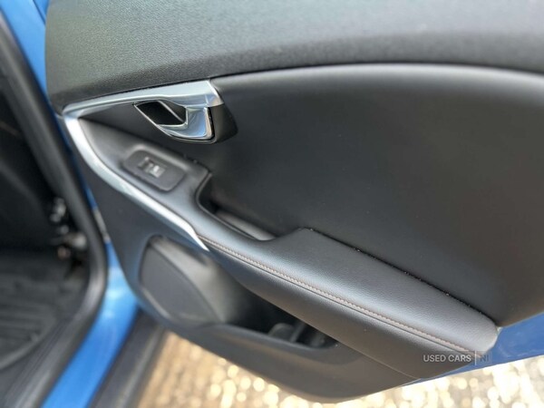 Used Volvo V40 2016 for sale - 76850725: Photo 24