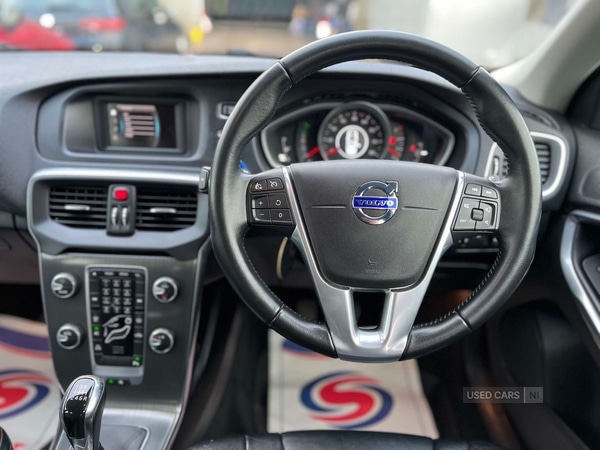 Used Volvo V40 2016 for sale - 76850725: Photo 28