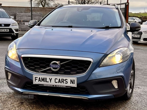 Used Volvo V40 2016 for sale - 76850725: Photo 39