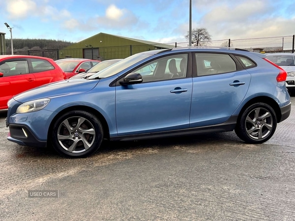 Used Volvo V40 2016 for sale - 76850725: Photo 40