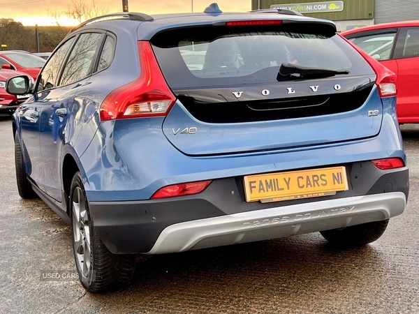 Used Volvo V40 2016 for sale - 76850725: Photo 6