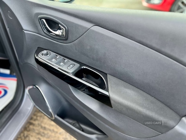 Used Renault Captur 2017 for sale - 76850711: Photo 25