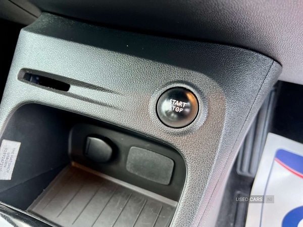 Used Renault Captur 2017 for sale - 76850711: Photo 37